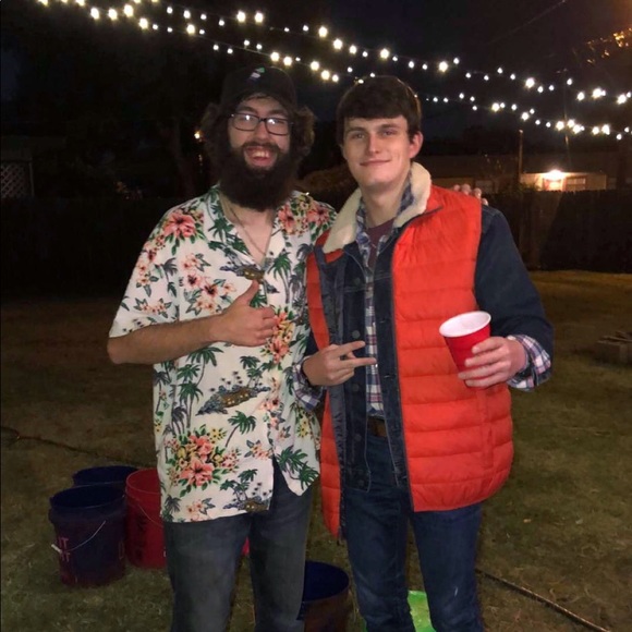 Meet your Posher, Gavin - Picture 1 of 1